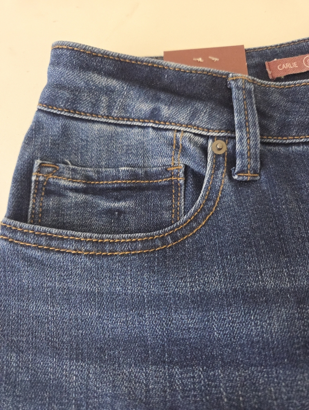Driftwood Carlie Wide Leg Embroidered Retro Flower Womens Denim Jeans Size 12NWT - Picture 8 of 12